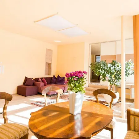 M&k Villa *